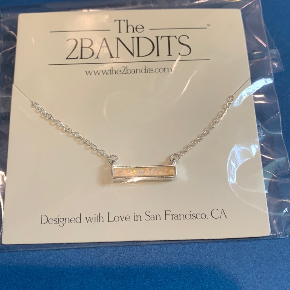 2bandits necklace